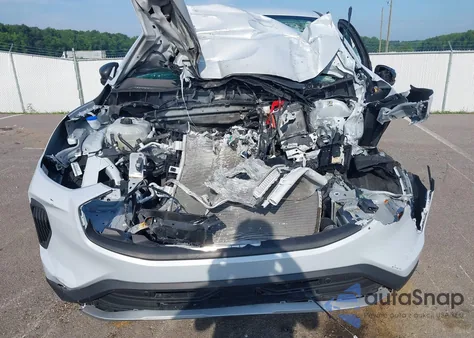 2025 Ford Escape Active z USA, uszkodzony, nr VIN 1FMCU9GN5SUA83133